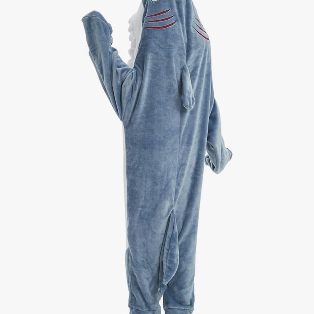 NWOT Shark Plush One Piece Oversized Footie Pajama Costume SZ XS Grey White - Picture 6 of 10